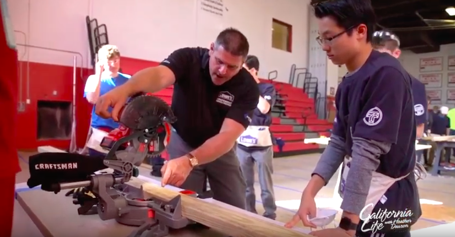 Lowe’s and California High School Students Come Together to Help Children in Need of Beds.