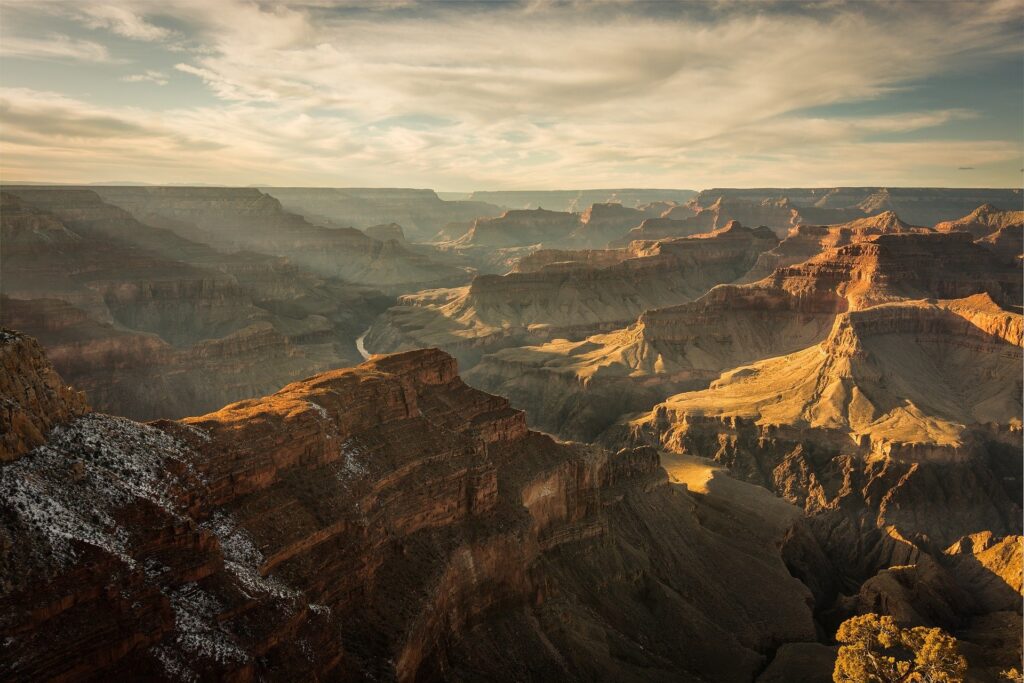 Papillon & Grand Canyon West Relaunch Helicopter/Pontoon Boat Tours