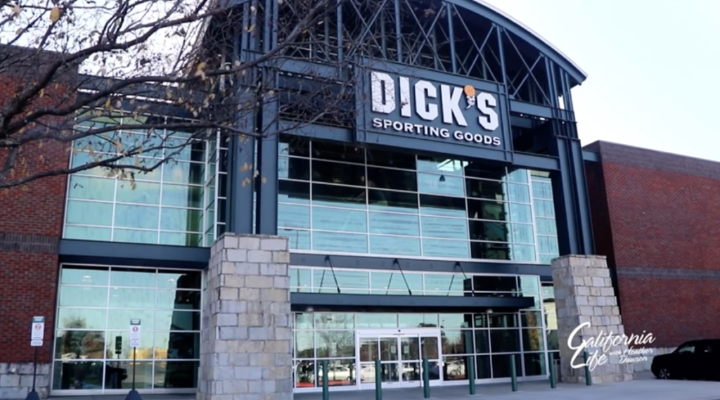 Dick’s Last-Minute Shopping Ideas